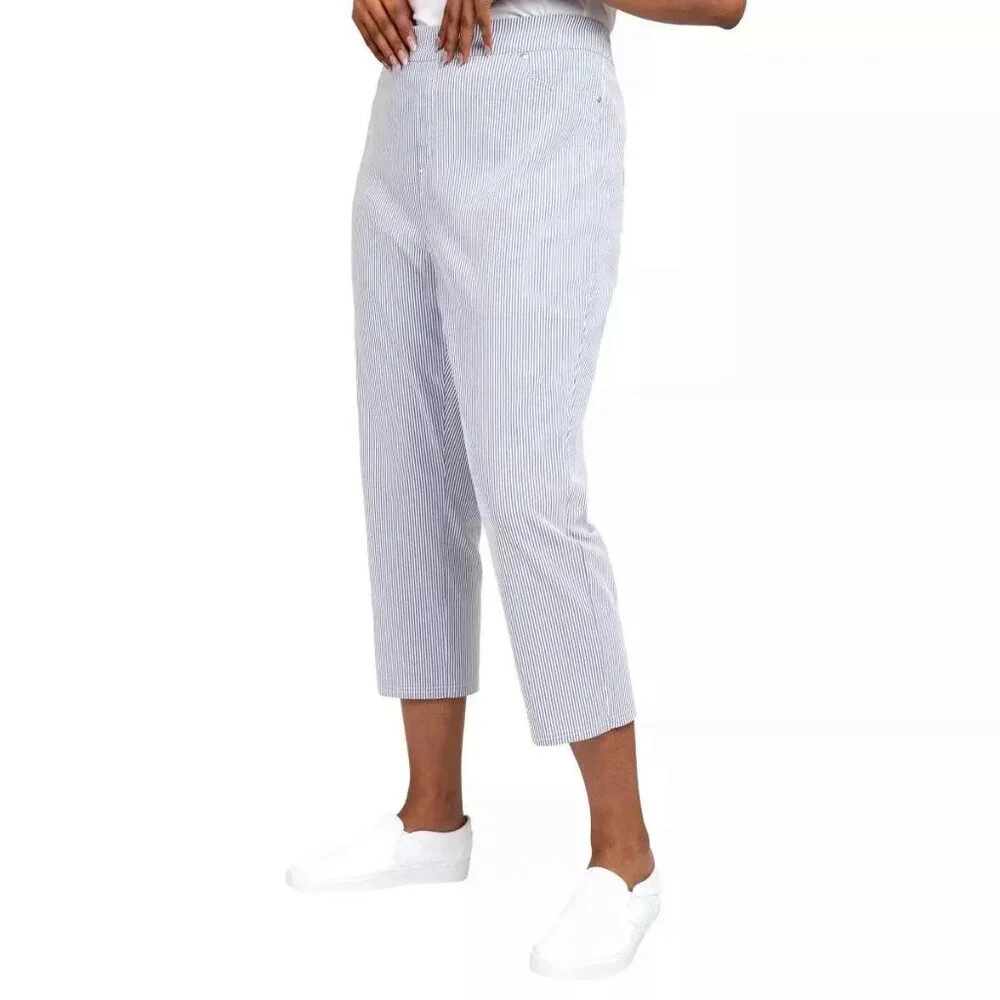 Mario Serrani Women's‎ Pull-On Capri - Picture 3 of 4